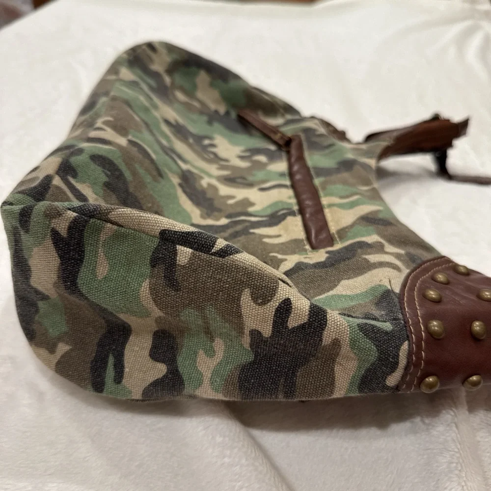 Y2K Camo Studded Shoulder Bag - Picture 5 of 9